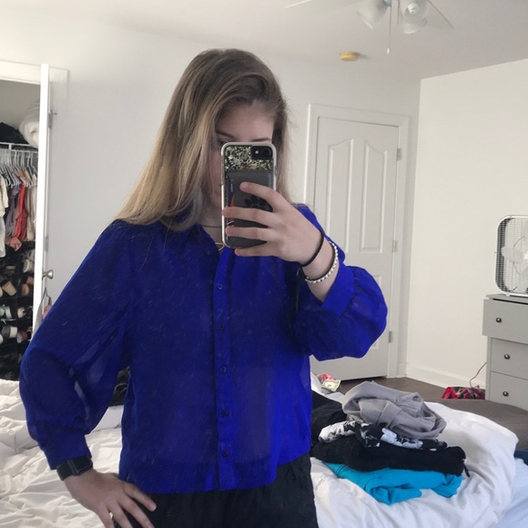 Sheer blue balloon sleeve button up - Picture 2 of 2